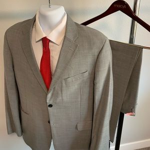 Tommy Hilfiger men’s 2 piece suit